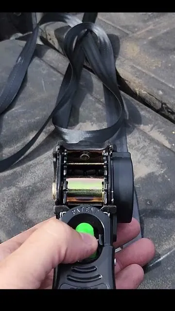 These Ratchet straps are BOSS! #viral #tools #lifehack 