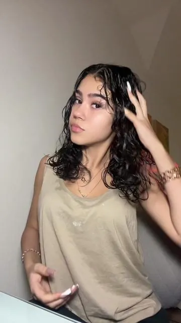 This blowdrier is amazing! You definitely have to get one! #TikTokShopBlackFriday #blackfridaysales #curlyhair #hair #curls #curlyhairroutine #diffuser #blowdryer #curlsroutine #curlyhairtipsandtricks #curlyhairbeginner #curlyhairtutorial #wavytalk #hairroutine #viral #diffuserhack #diffusercurls #definedcurls #volume #curlvhairhack #curlyhairproblems 