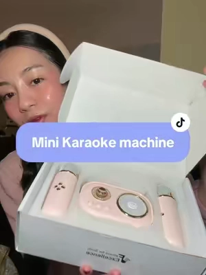 It's so cute omg🎤🎤🎶. #portablekaraoke #karaoke #minikaraoke 