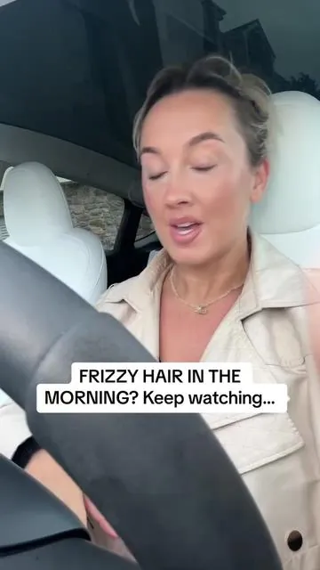 The best hair hack when you’re on the go! 🚗💨 One Minute Transformation Cream instantly smoothes AND defrizzes so you can hair good hair from any where 🌎

@Lauren Amy Hurren #colorwow #hairhack #hairhacksandtips #defrizz #bedhead #frizzyhair #frizzyhairtips 