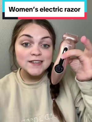 This has been a LIFE SAVER for me!🤩💗#womensmusthave #tiktokshopfinds #electricrazor #rechargeable #summermusthaves 