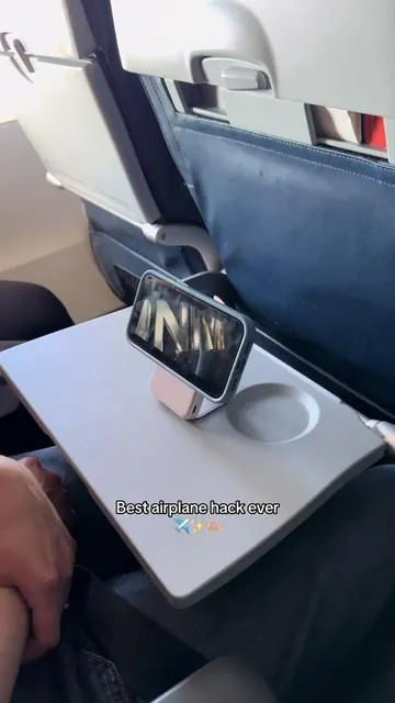 Never taking another plane ride again without this ✨✈️ #anker #magsafe #ankerwirelesscharger #traveltok #travelessentials #trending #hacks #fyp #viral #chargers 