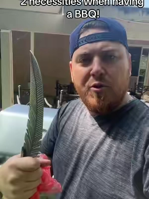 The viral feather knife is a must have at a bbq! #ttshop #bbq #knife #FathersDay #fathersdaygift #huusk #chef 
