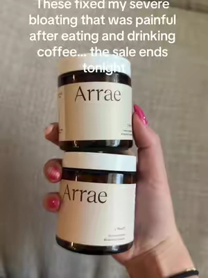 My holy grail. Ive put everyone on. Dont miss out on the sale its so cheap rn #arrae #arraebloatpills #arraeco #bloating #bloatingpills #bloatedstomach #bloatingtips #bloatingrelief #foodsensitivity #digestiveenzymes #bestdigestiveenzymes #tiktokshopsummersale #summersale 