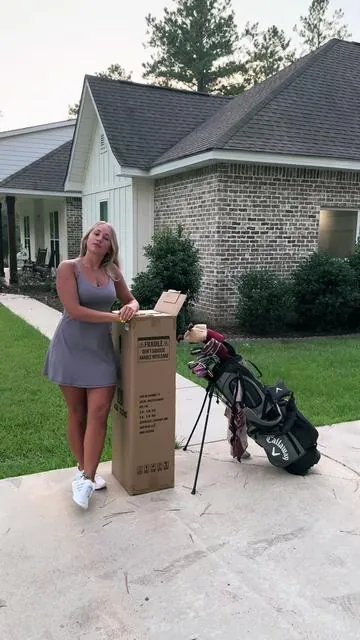 a golfers dream, the silent golf bag ⛳️🏌️‍♀️ Use code LEXMC FOR $10 off  https://askechogolf.com/?ref=qeacosqp #askechogolfbag #askechogolf #askecho #golfbag #silentgolfbag #golftok #golferwife #golfersoftiktok #golfswing #golfbagessentials #CapCut 