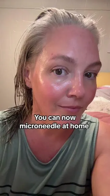 Are you afraid of needles or can’t afford microneedling…. Now you can do it at home for a fraction of the price and no pain #microneedling #microneedlingface #koreanskincare #medicube #skincareroutine #agingskin #collagenjellycream #collagenforskinhealth 