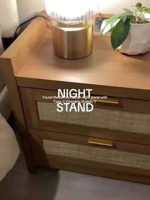 Can’t believe that I founds this on tiktokshop,great quality and great price ✨🫶🏻🥰 #tiktokshop #nightstand #tiktokshopfinds #bedroomdesign #bedroomessentials #homedecor #modernhome #tiktokmademebuyit 