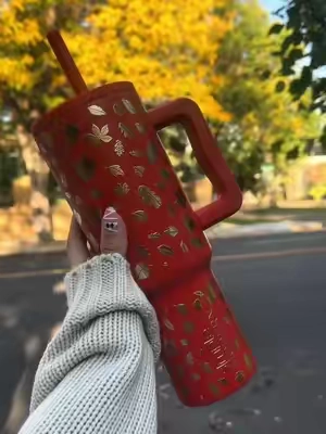 They really outdid themselves this year 😭🍂🍁🤎 this is the FINAL mystery cup release!!  @Simple Modern #autumn #autumnvibes #autumnaesthetic #simplemodern #40oz #autumnleaves #40oztumbler #spooky #spookyszn #fallaesthetic #harvestcollection 
