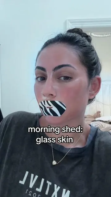 the best way to wake up 🤌🏻#medicube #glassskin #skincareover30 #collagenmask 