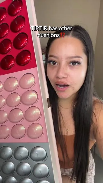 @slaybyjess is putting our pink and silver cushions to the test, and we’re loving the glow ✨ which one will you go for—pink or silver ? 👀💖#tirtir #tirtircushion #cushionfoundation #kbeauty #koreanbeauty #amazonbeauty #paidcollaboration 
