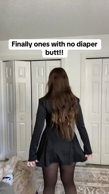 I was searching soo long to find fleece lined tights with no diaper butt!! These are perfect for the winter season!  #fleecelined #fleecelinedtights #tights #wintertights #tiktokshopholidayhaul #newyearnewaura #tiktokshopcybermonday #tiktokshopblackfridaysales #tiktokshopblackfriday #tournesol 