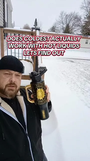 do y'all remember the video of the dude who went viral with his coldest bottle because he put it outside for 24 hours in the Oklahoma heat well today we are testing hot liquids. coldest keeps ice for 36+ hours and hot liquids for 13+hours and have 3 leak proof lids #coldest #coldestwaterbottle #waterbottle #tumbler #tumblersoftiktok #tumblers #christmas2024 #christmas #tiktokshopholidayhaul #giftideasforher #giftideasforhim #giftideas #gift #gifts #stockingstuffers 