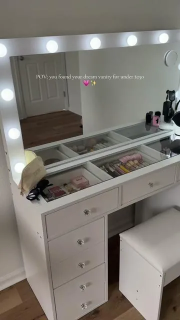 #vanity #glasstopvanity #justagirl #vanitywithlights #vanitywithmirror #girlythings 