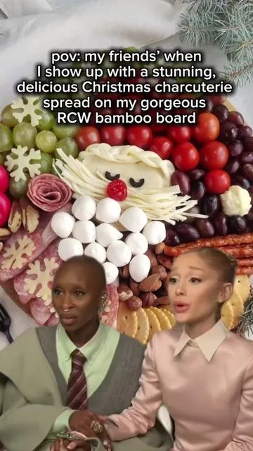 Honestly, I would love these two as my best friends 🎀 #CapCut #MemeCut #christmas #friends #holiday #charcuterie #charcuterieboard #cheeseboard #bamboo #royal #craft #wood #wicked #arianagrande 