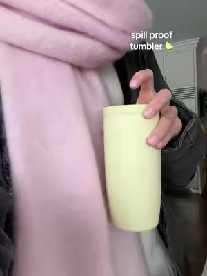 the cutest spill proof tumbler!!! so many cute colors & free shipping 🍋‍🟩 #simplelivingmodern #slm #tumbler #tumblercup #spillproof #leakproof 