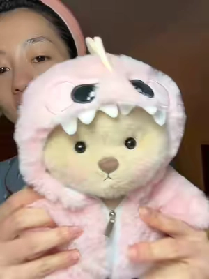 Replying to @sandra.acabal93 Getahug Handmade Teddy in Pink Dino! 🧸🎀 #gettahug #teddybear #cutetoy #TikTokShopYearEndSale #NewYearNewAura #TikTokShopJumpstart #TTSLevelUp @Getahug.co 