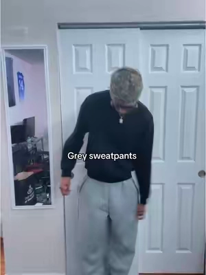 #fyp #sweatpants #grey #baggy #fashion #streetwear 