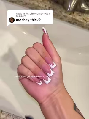 Replying to @WITCHYWOMEN1993 they look like acrylic nails tbh they’re great quality! #pressonnails #ducknails #diynails 