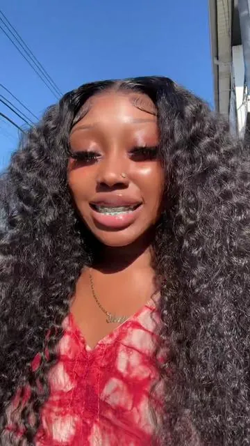 I've been wearing it for a long time and it still looks beautifully curly @OQHAIR #fyp #acefrontwig #13x6lace #13x6lacefront #wigs #hairinfluencer #lacefrontwiginstall #howtoinstallawig #wiginstalltutorial #prebleachedwig #beginnerfriendlywigs 