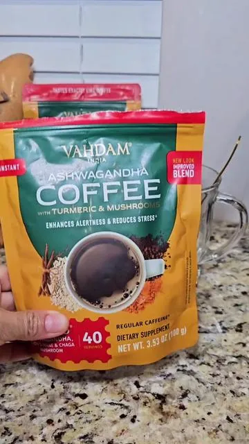 Estás cansado de sentirte como zombie en las mañanas?  Estás harto de sentirte cansado en las mañanas!?? Café con hongos, ashwaganda, curcuma  . . . . #ashwagandha #ashwagandhabenefits #ttsdelightnow #ttslevelup #giftguide #cafebeneficios #estress #depressionanxiety #depresiontiktok #energiadelabuena #cafenutritivo #ashwagandacoffee 