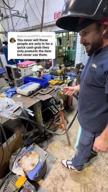 Replying to @esco9915  welder in action again next here’s the plasma cutter #plasmacutter #yeswelder #yeswelderplasmacutter #plasma #plasmacuttingmachine #plasmacutting #weldinglife #welder #welding #weldingmachine #weldingtorch #weldingschool #weldingnation #weldernation #welding 