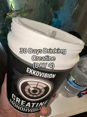 30 Days Drinking Creatine Day 4 #creatine #monohydrate #gym #supplements #men 