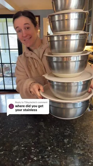 Replying to @TSbyJackie stainless steel bowls with lids! #stainlesssteel #stainlesssteelbowl #nontoxic #nontoxickitchenitems #kitchengadgets #bakersoftiktok #mixingbowls 