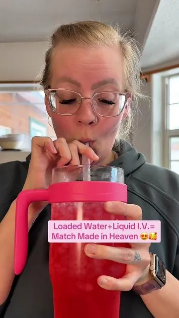 Brb while I go buy more of these #liquidiv to make sure I never run out 🙌🏼 #loadedtea #loadedteas #loadedwater #biotin #collagen #loadedteagirl #loadedteasathome #loadedteasoftiktok #vitamins #hydration #watertok #electrolytes #hydrate #hydrated #caffeine #energy #springintohealth #springtok #TopTierMarch #TTSLevelUp #tiktokshopspringglowup #tiktokshopunboxing #tiktokshopcreatorpicks 