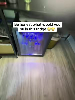 Lmaooo #Jesus #tiktokshop #minifridge #refri #mancave #fridge #minifrisge 