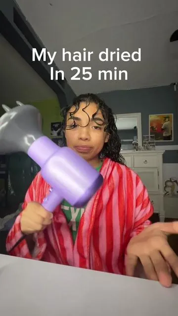 AND GUYS I PURCHASED WITH MY OWN MONEY SO WORTH IT!!! @wavytalkofficial  #wavytalk #curlyhairroutine #diffuser #hairhack #curlscheck #curly #longhair #curls #curlsfordays #curlspecialist #viralvideo #bighair 