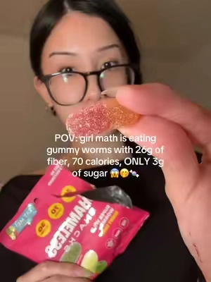 A WHOLE bag for 70 calories😱 srsly a great healthy candy alternative, perfect for children (give half the bag) or just for anyone looking for a healthy snack alternative👌🏻#shamelesssnacks #gummycandy #gummyworms #candytok #healthysnacks #highfiber #highfibergummies 
#lowcaloriegummies @Shameless Snack 