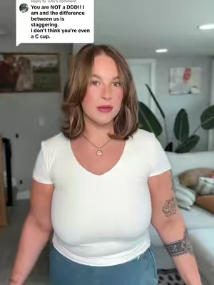 Replying to @Tutu the bra that keeps people in my comments telling me I’m a c cup 🤣😭 it works so well! @Hsia-Bras #hsia #hsiabra #bra #bras #minimizerbra #minimizingbra 