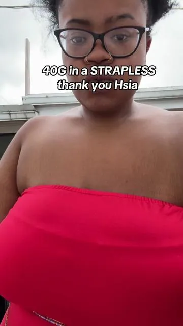 Bahahahahahaha 🤣✨ @Hsia-Bras  #hsiabra #hsia #hsiabras #hsiabrareview #minimizerbra #perfectfit #curvytiktok #plussizetiktok  