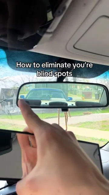 This should be in every car!! Get yours while it’s still on sale!! #caraccessories #carmusthaves #carproducts #blindspotmirror #mothersdaygift #aprilrestock #giftguide #creatorsearchinsights 