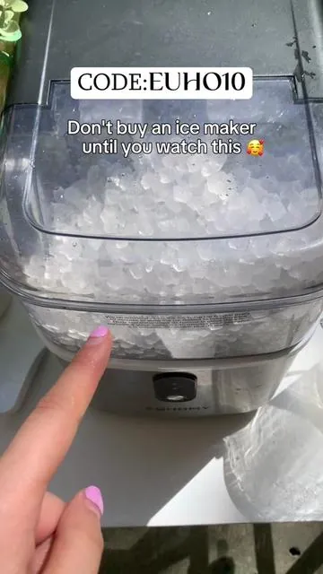 Try this #icemaker #cheapicemaker #iceeating #fyp #tiktokshop #euhomy #ice #nuggetice#springsale 