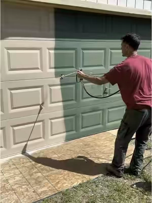 The Vevor 750 airless sprayer proving once again that you don't have to spend a lot of money to do a professional job! This kit comes with the sprayer,25ft hose,517 spray tip, and extension wand. Click the link in the video to get yours today!#paint #painting #airlesssprayer #airlessspraypainting #DIY #diyhack #hacks @VEVOR HOME 