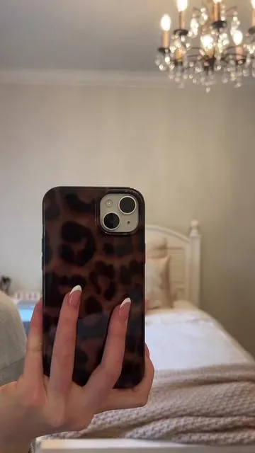 THE phone case for the it girls 🐆🌟