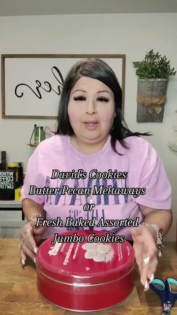 David's Cookies are Absolutely Delicious! #foodie #foryourpage #eatwithme #food #tiktokshop #cookies 