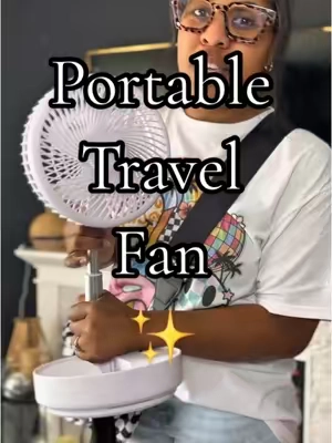 Portable Travel Fan. #portablefan #travelhacks #traveltiktok
#TikTokShopSummerTurnUp #tiktokshoprestock
#tiktokshopmemorialday #spotlightfinds #summeressentials #travelessentials @Belife Clean 
