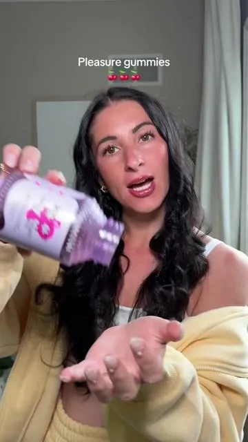 @lemme play is for the girls 🍒🍒🍒 #lemme #lemmegummyvitamins #lemmevitamins #lemmereview #lemmeplay #lemmegummies #womensvitamins   #tiktokmademebuyit #tiktokshopcreatorpicks #spotlightfinds 