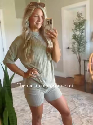 These sets are so comfy and cute!!! #fyp #loungewear 