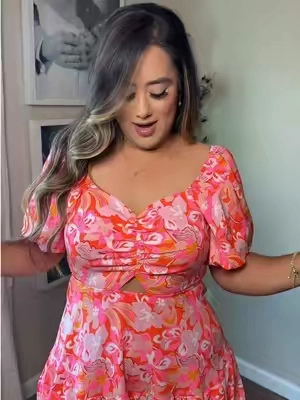 Ultimate summer dress 😍 plus free shipping!! 😍😍😍😍  #memorialsale #summerdress #momfriendly #summeroutfit #modestoutfits #OOTD #ootdinspo #ootdfashion 