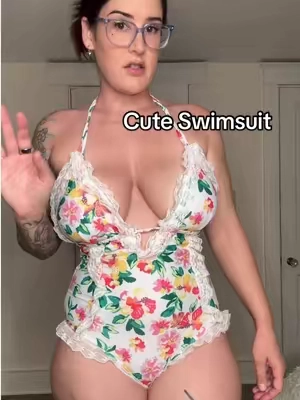 My first Aprilake swimsuit #aprilake #aprilakebathingsuit #womensswimwear #tiktokmademebuyit 