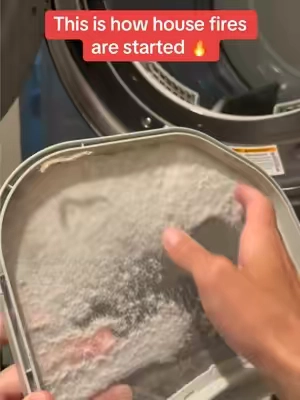 I had no idea my dryer vent needed to be cleaned that bad #dryerventcleaning #dryer #lintremover #laundry #laundrytok #firesafety 