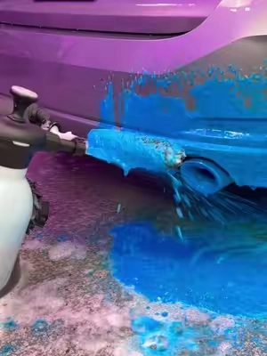 Super Satisfying Car Detailing ASMR 🔥🤝
-
The VIKING Wheel Barrel Brush was designed to clean those hard-to-reach areas in-and-around the wheel. The cleaning head is packed with dense fibers to gently and safely loosen dirt, brake dust, and grime.
-
#cardetailing #autodetailing #autodetail #detailing #carwash #satisfyingvideos #carwashing #detailer #asmrsounds #vikingcarcare 