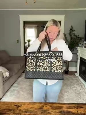 The only bag you’ll ever need is this laptop bag #laptopbag #totebags #totebagsaesthetic #workbag #schoolbag #mombag #everydaybag #lovevook 