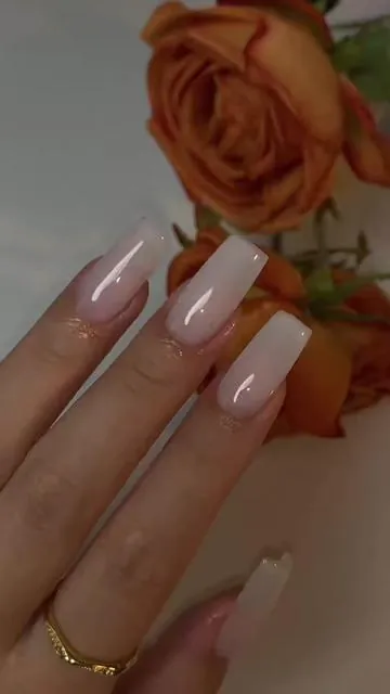 There’s just something about fresh nails that makes everything feel better🥰💅✨ #foryourpage #diynails #summervibes #gelxnails #nailglue #solidnailglue #trends #nailtutorial #VIRAL #memorialday #memorialdayweekend #videowave 