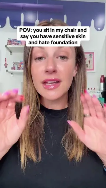 You sat in my chair and said “my skin freaks out at everythin,” here’s what I’d grab. #safeskincare #makeupover40 #sensitivebeauty #cleanmakeup #foryoupage