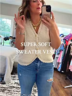 Replying to @Joni Lee #OOTD #outfit #outfitinspo #outfitideas #fashion #fashiontiktok 