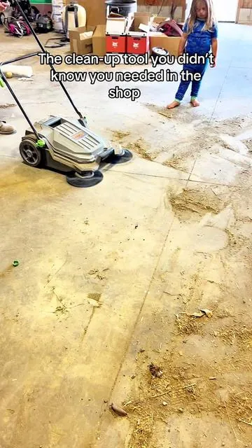 Didn’t think we would replace the shop vac… but here we are @Vevor_US #vevor #vevortools  #TikTokMadeMeBuyIt #WorkshopHack #floorsweeper  #FarmTools #BarnLife  #SmallBusinessTools #CleaningTikTok #SawdustSolutions #TikTokShopFinds #RuralTikTok #GarageGoals